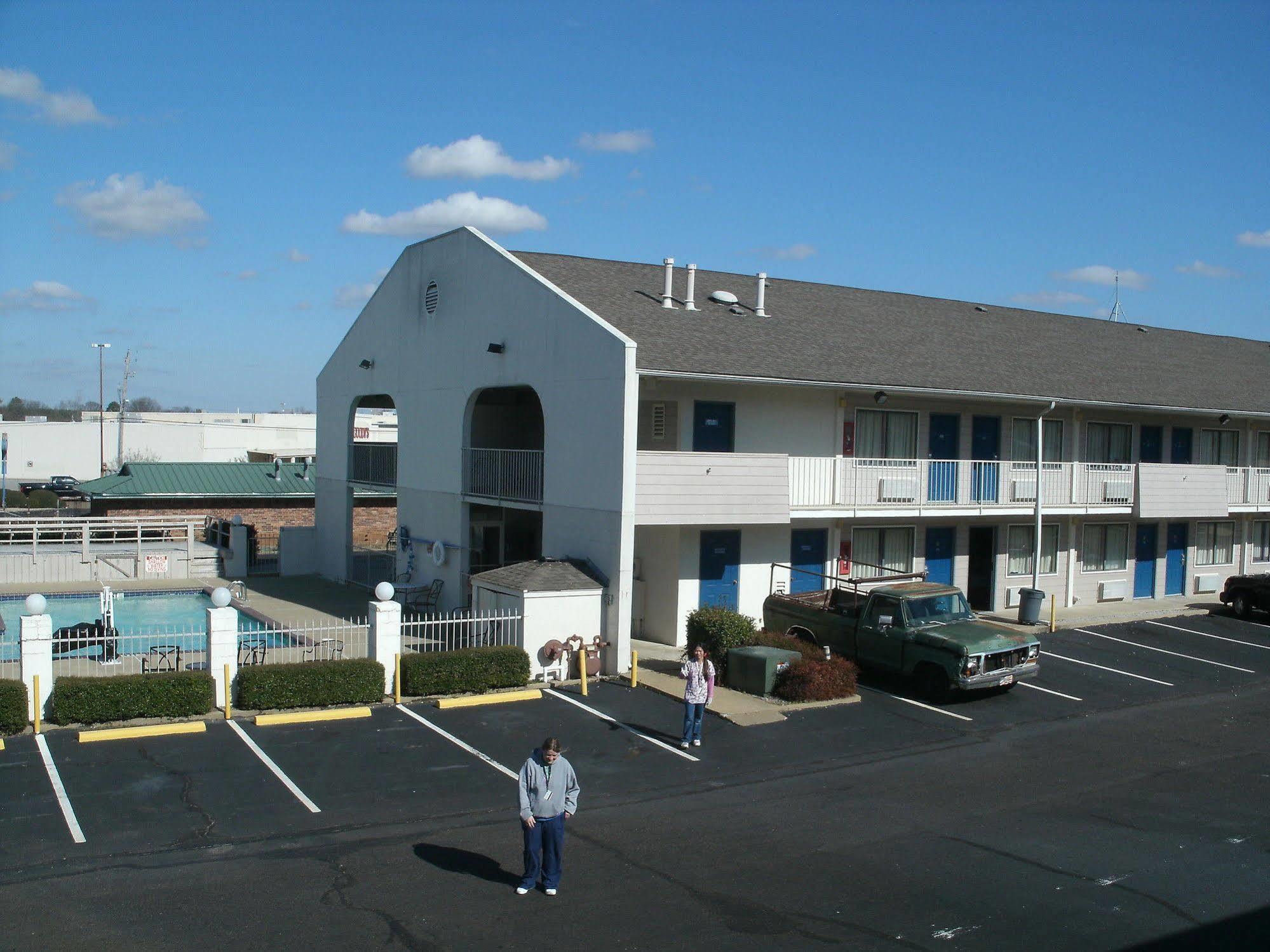 Motel 6 Millington Tn Bagian luar foto
